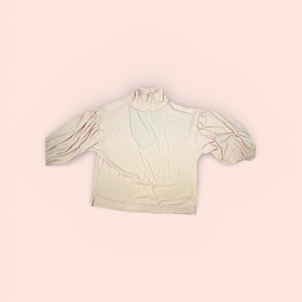 Free People women’s Lot of 2 oversized cutout back tops. - Picture 6 of 6